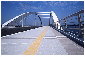 海の中道大橋